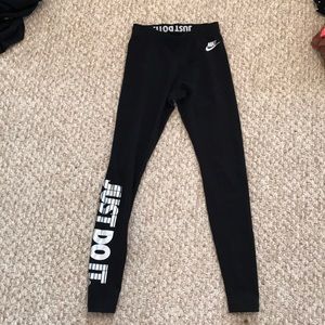Nike leggings